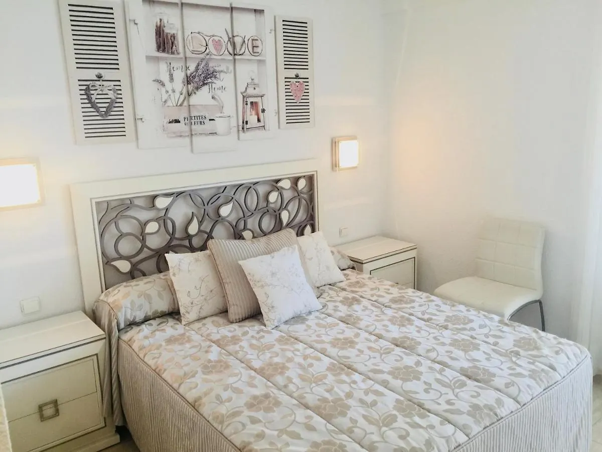Playamar - Exclusive Beach Apartment With Pool, Tennis And Wifi location